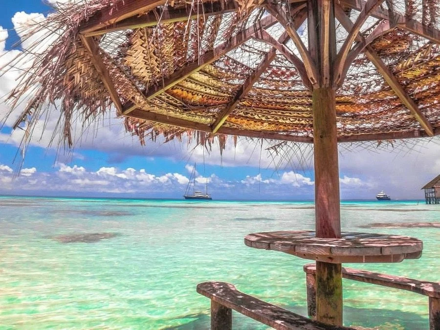 Fakarava polinesia havaiki lodge beach sea Club Paradiso